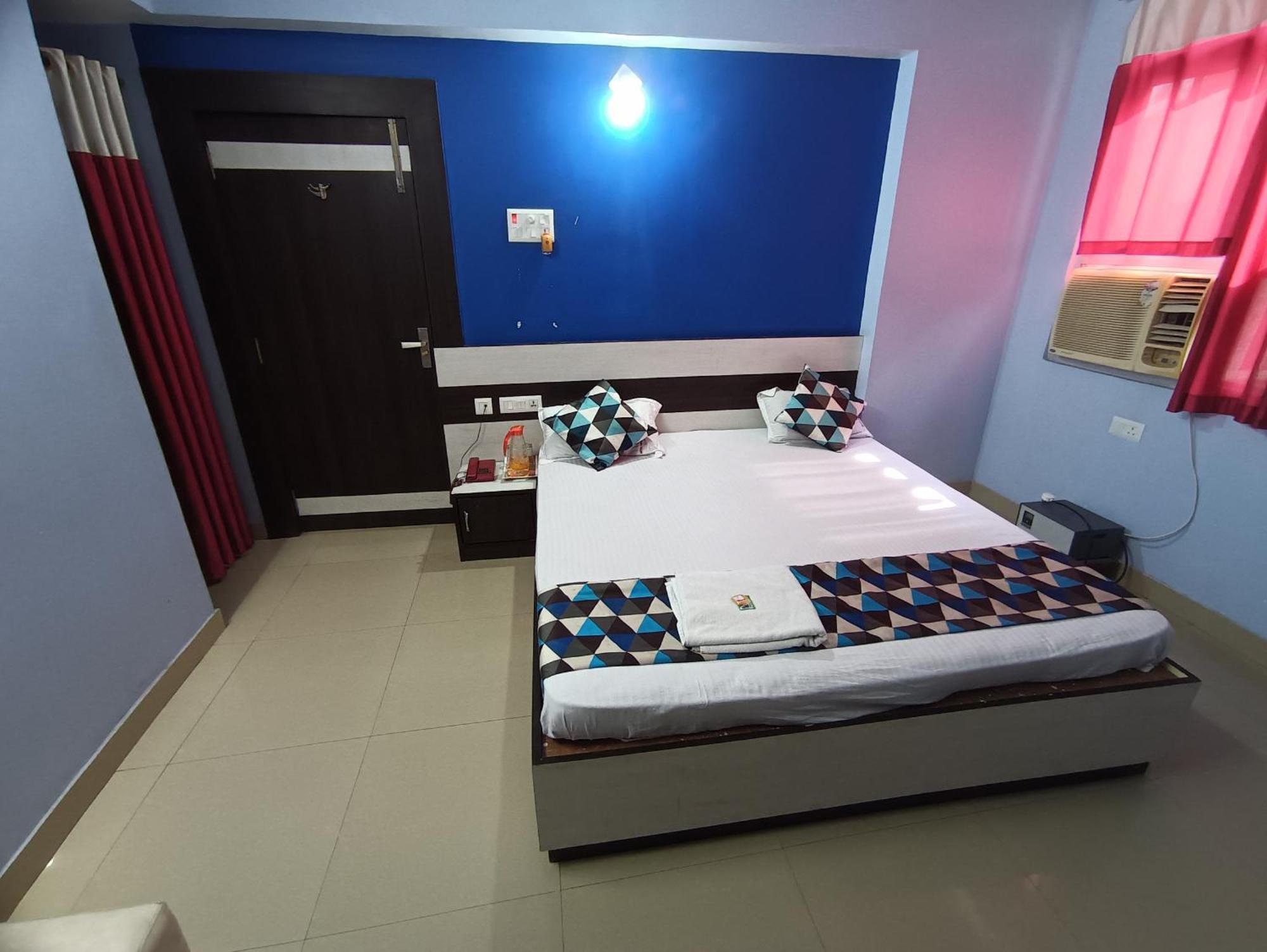 Hotel Viraat Inn Gaya Exterior foto